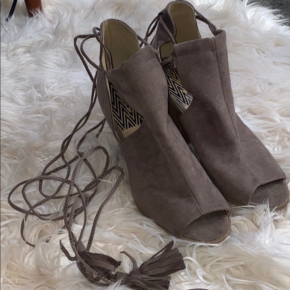 Mauve booties